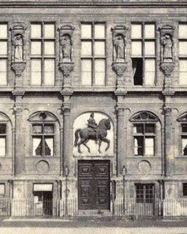 Fachada del Hotel de Ville antes de la Comuna